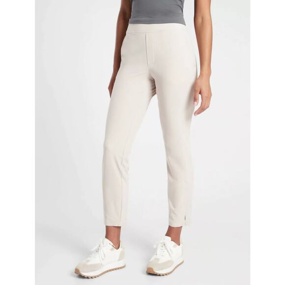 Athleta Cream Abalone Brooklyn Ankle Pants Pull On Cropped Style 198671 Size 6P - Picture 1 of 9